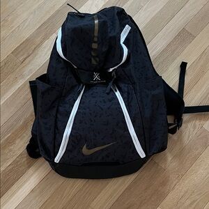 Nike Hoops Elite Quad Zip XL Backpack Black Gold White
